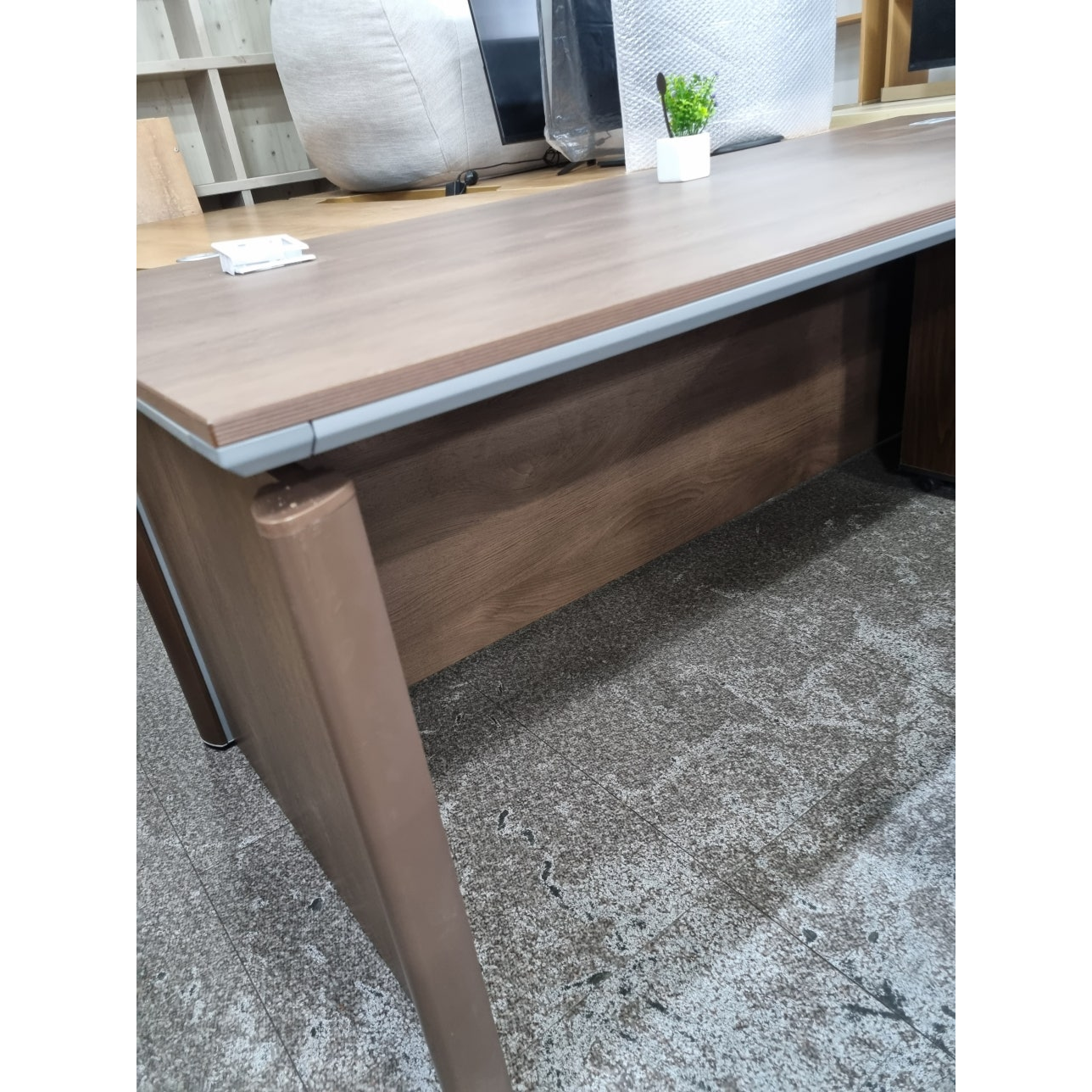 [1대 한정] 퍼시스 중역책상(이동서랍 제공)