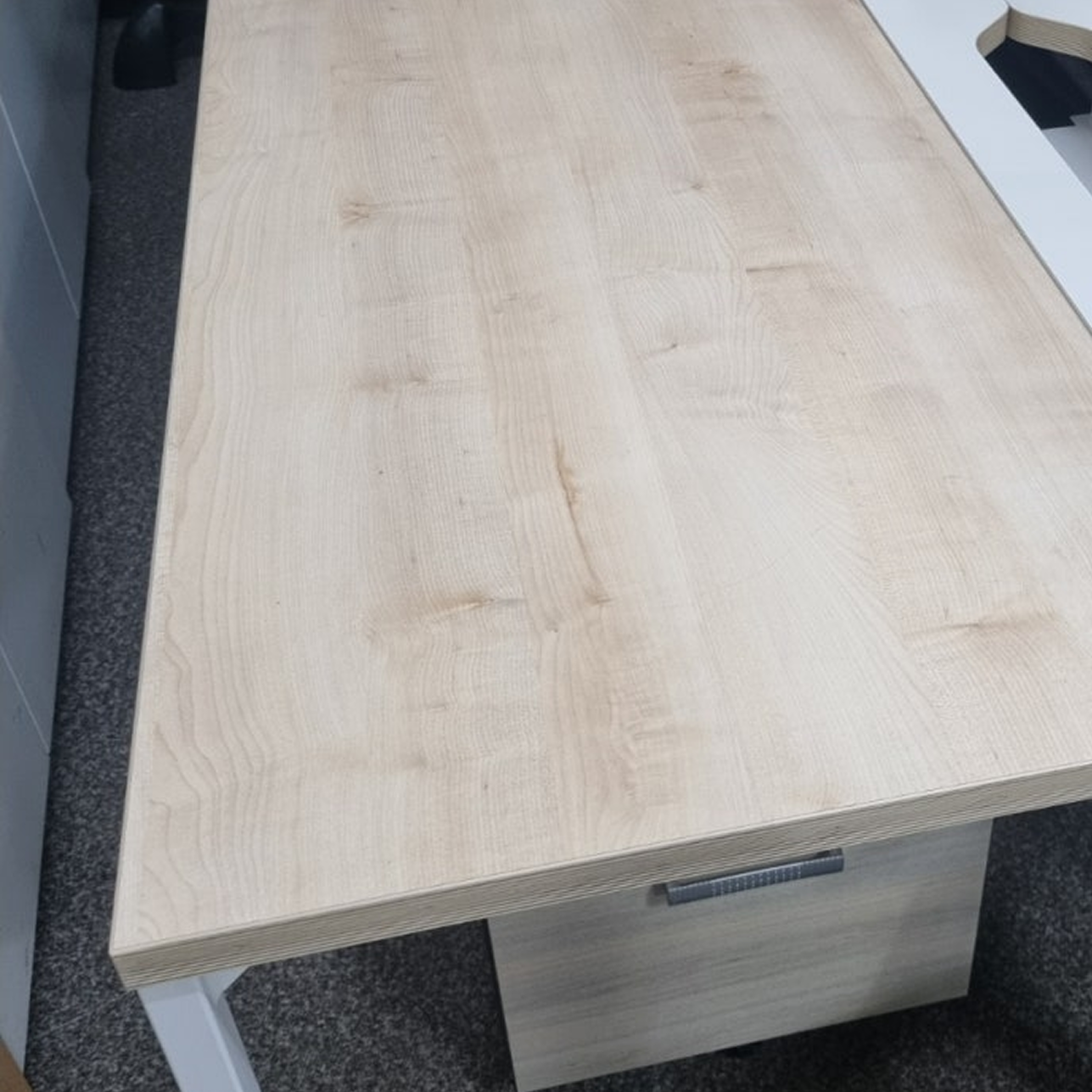 [데스커] 사무용 책상 1200×700