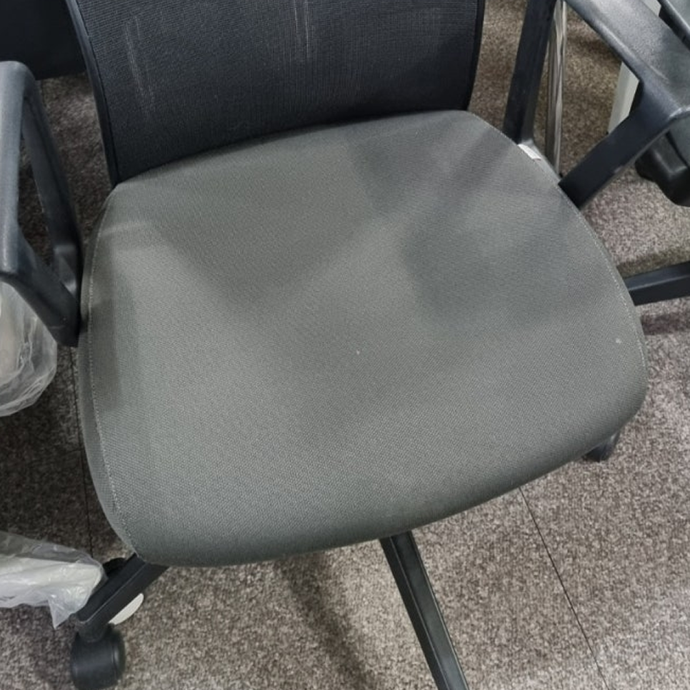 [시디즈] 사무용 메쉬 의자