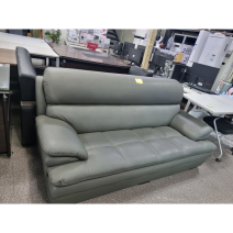 3인용 인조가죽 소파
